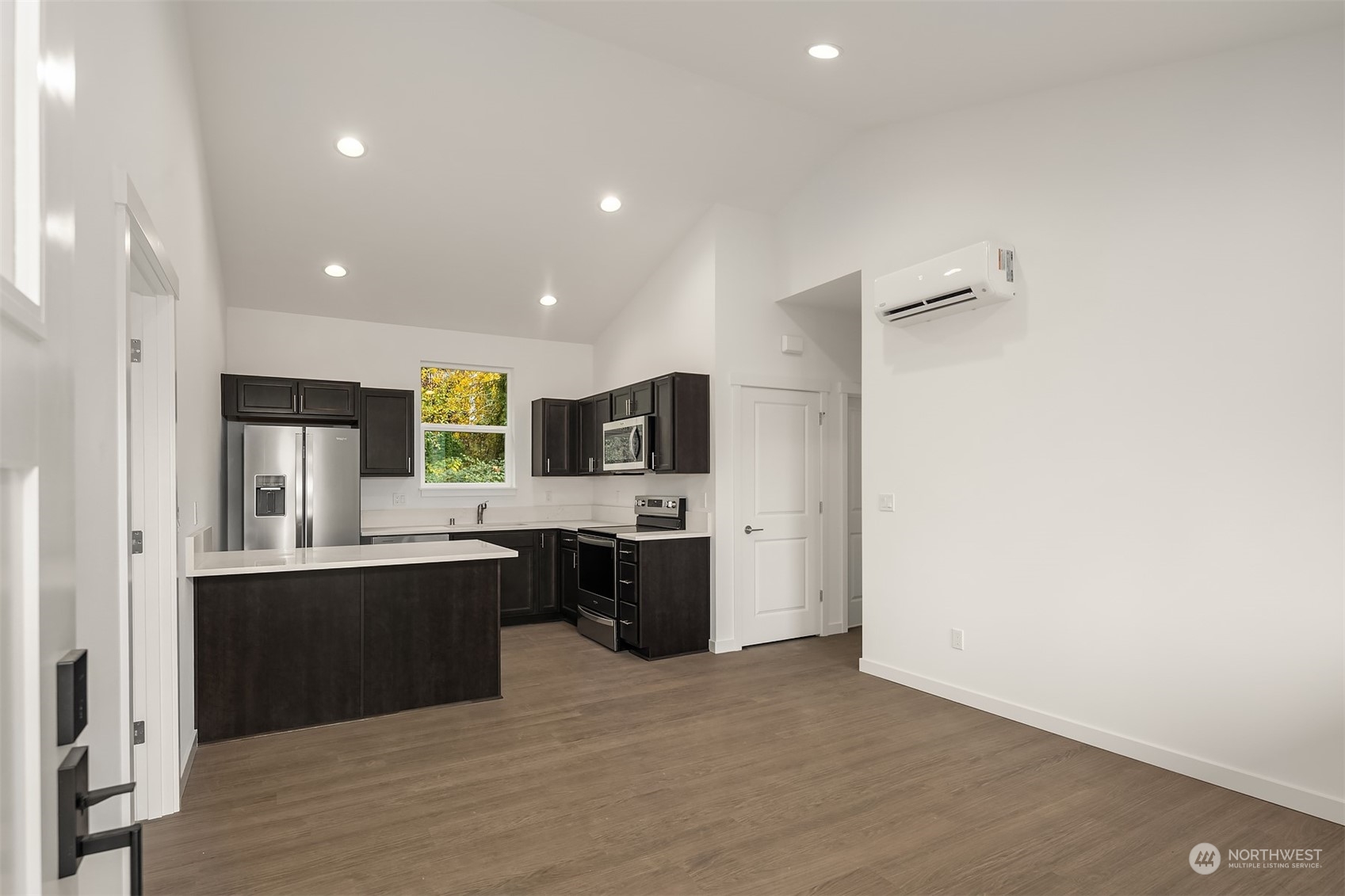 1240 SW 124th Street Unit: 6C