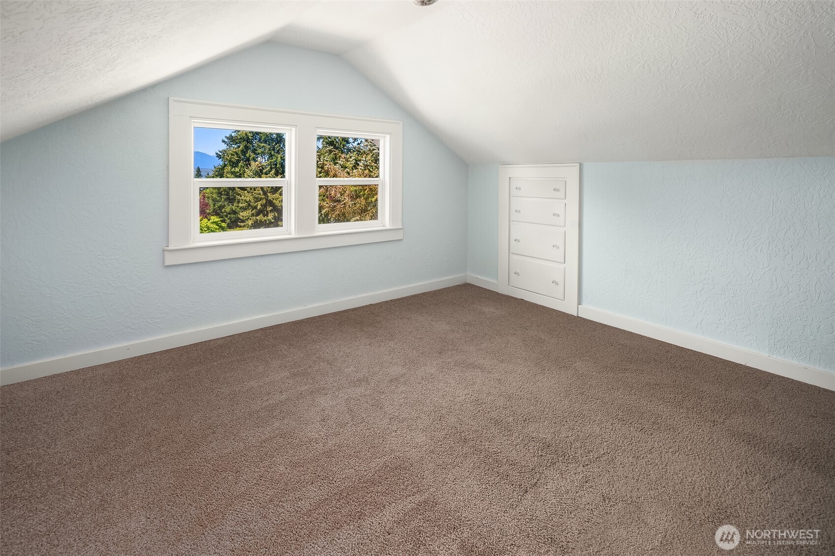 25443 Pioneer Way NW