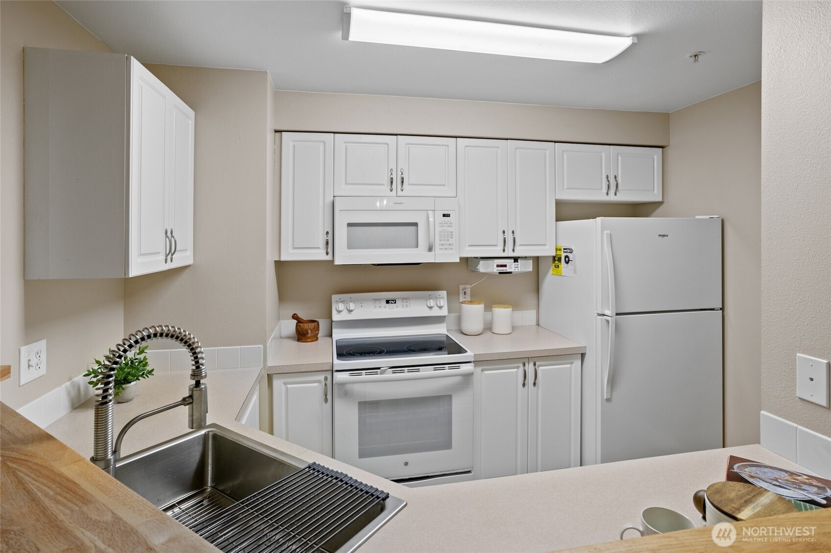 18501 SE Newport Way Unit: G132