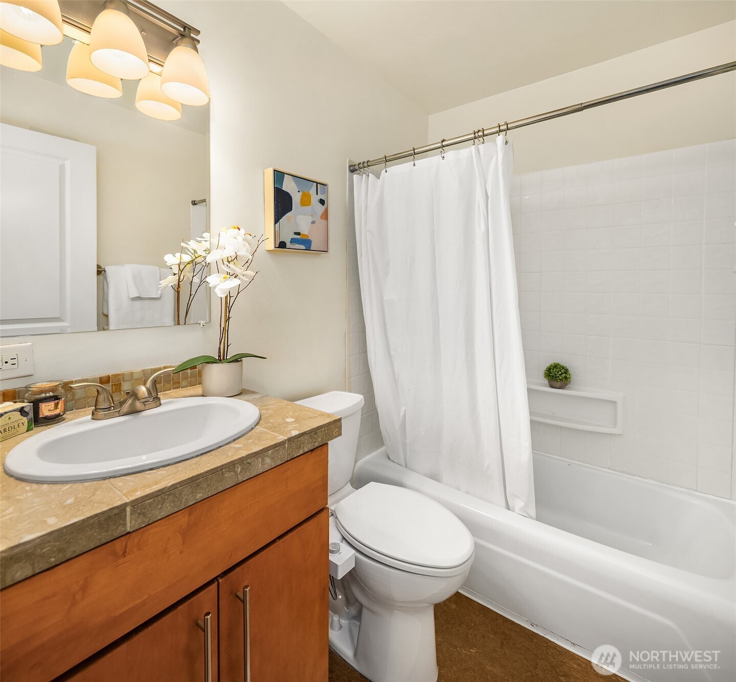 1707 Boylston Avenue Unit: 206