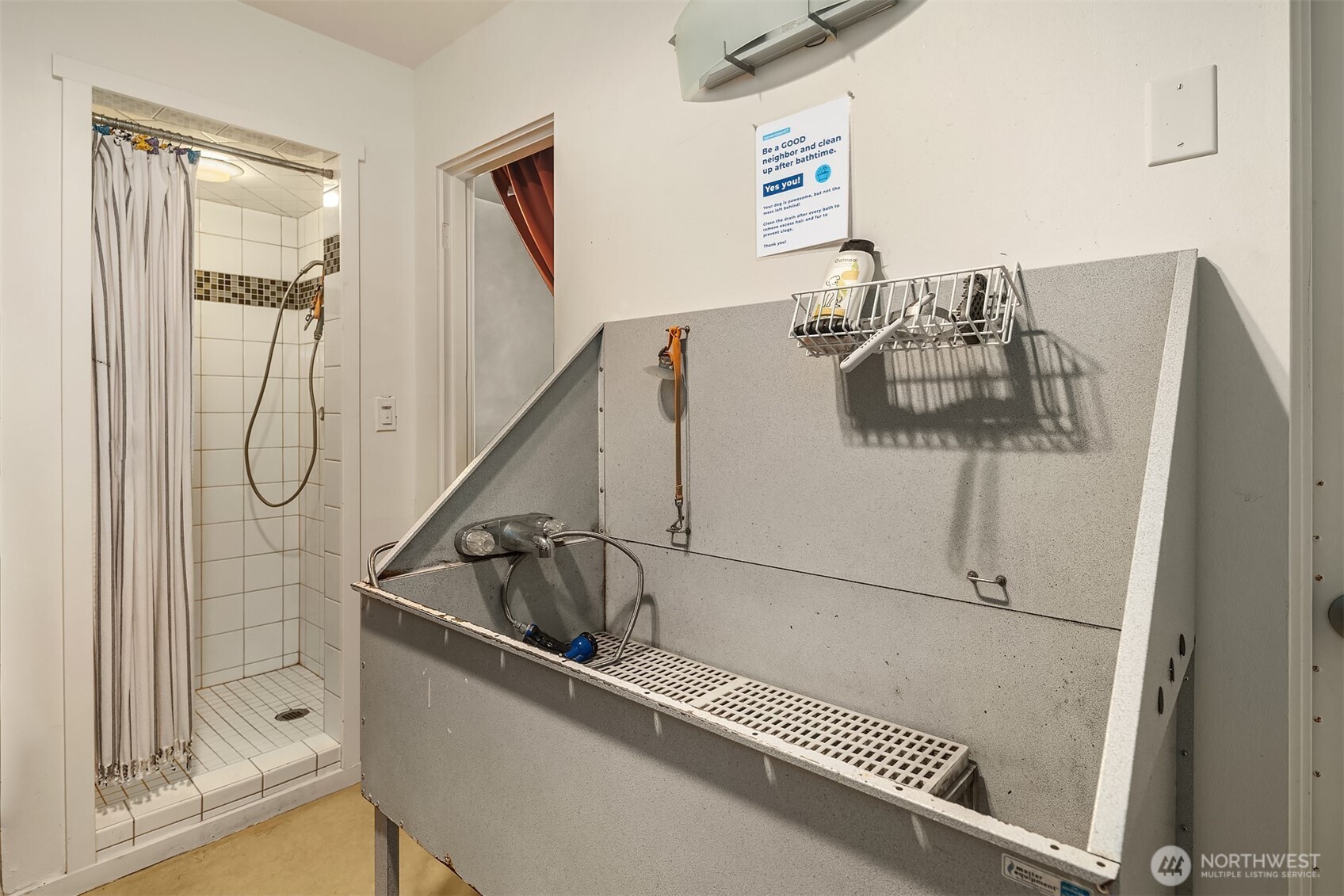 1707 Boylston Avenue Unit: 206