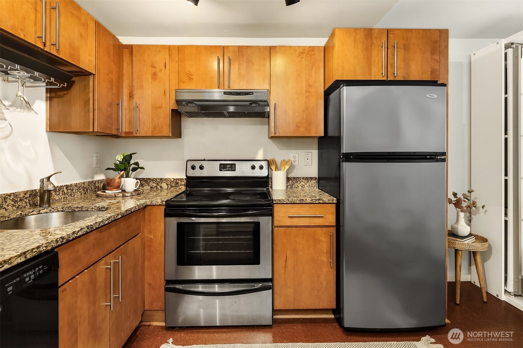 1707 Boylston Avenue Unit: 206