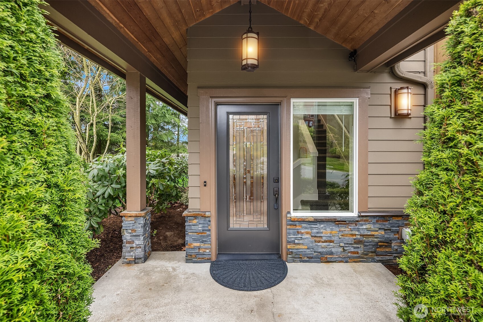 900 228th Avenue NE Unit: 1C