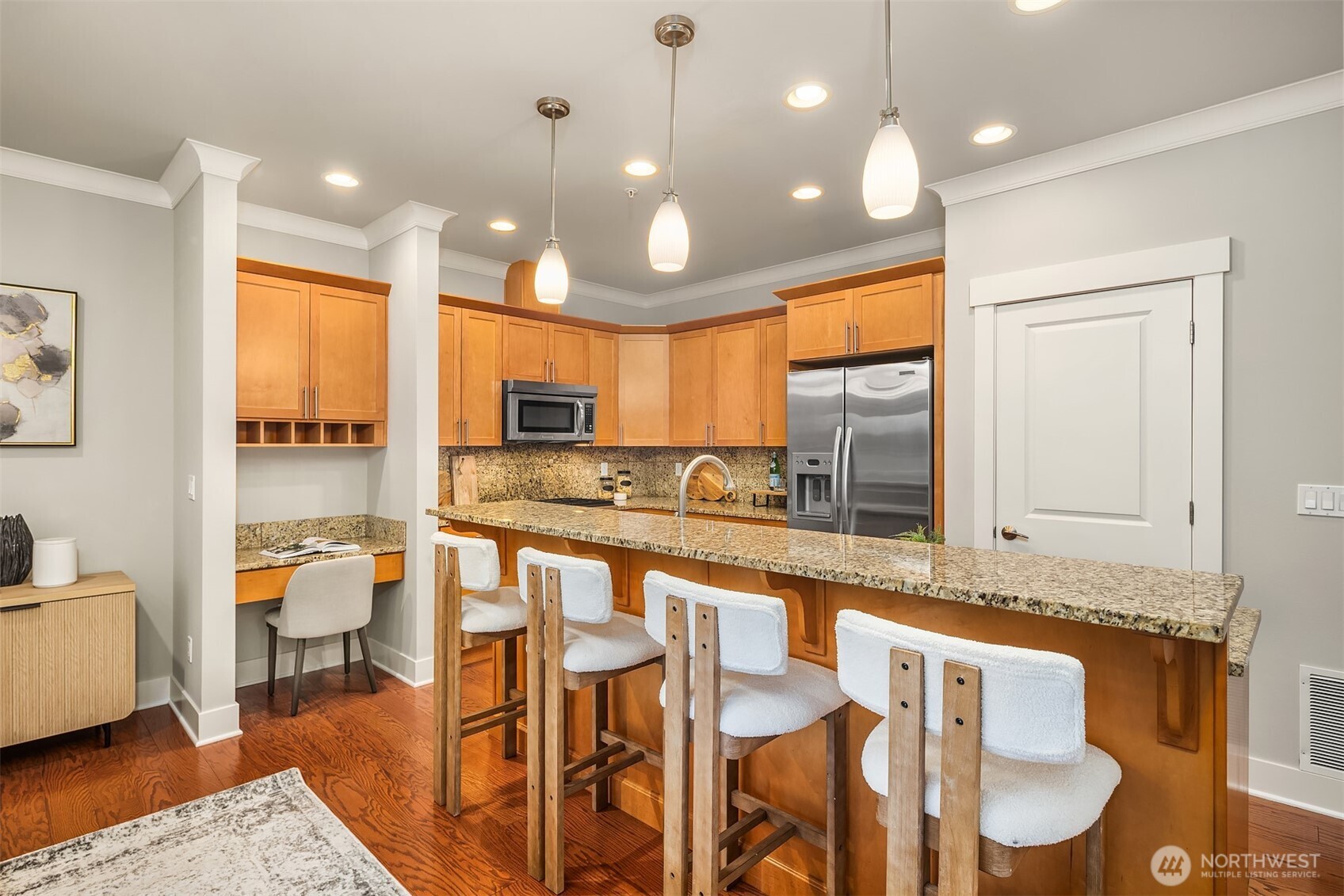 900 228th Avenue NE Unit: 1C