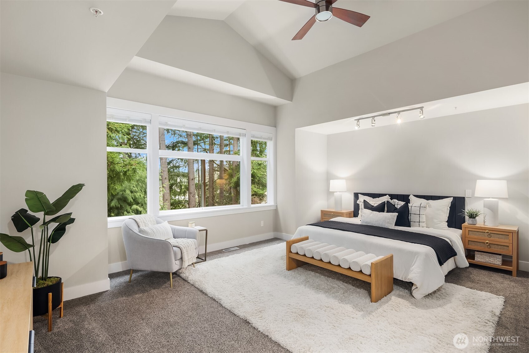 900 228th Avenue NE Unit: 1C