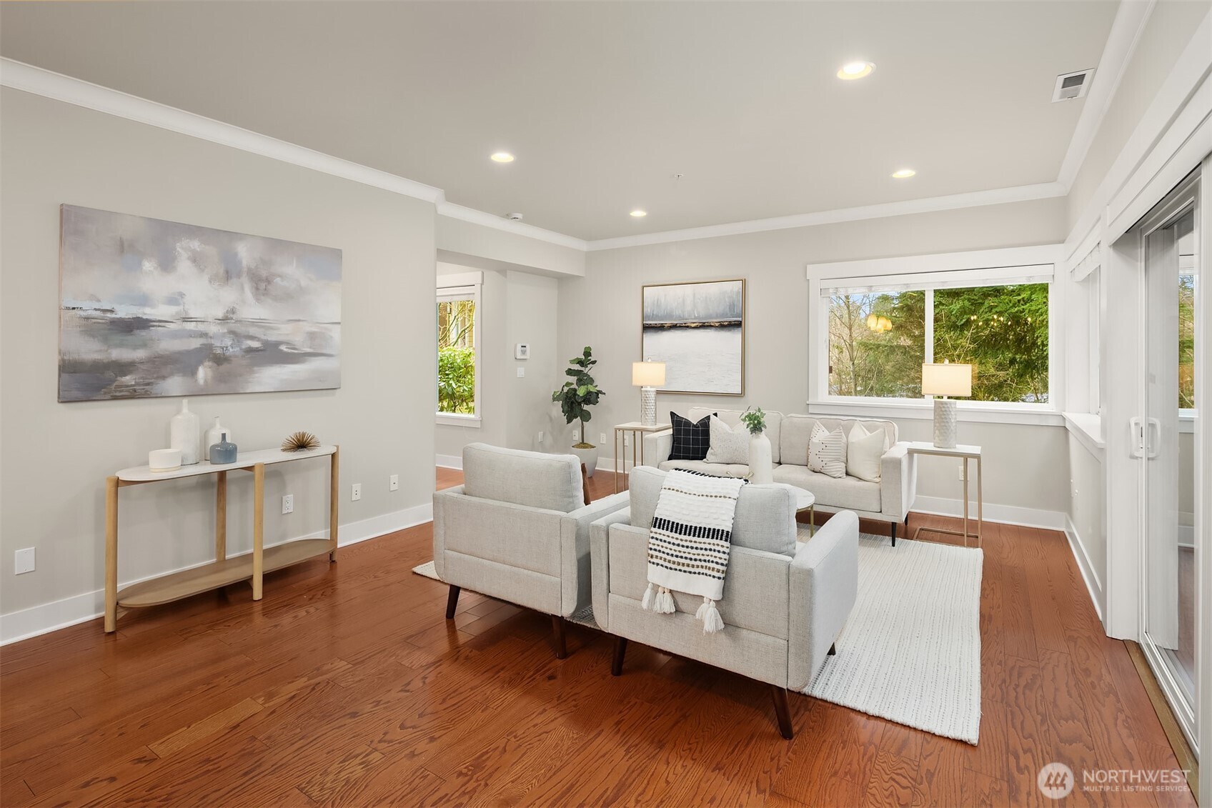 900 228th Avenue NE Unit: 1C