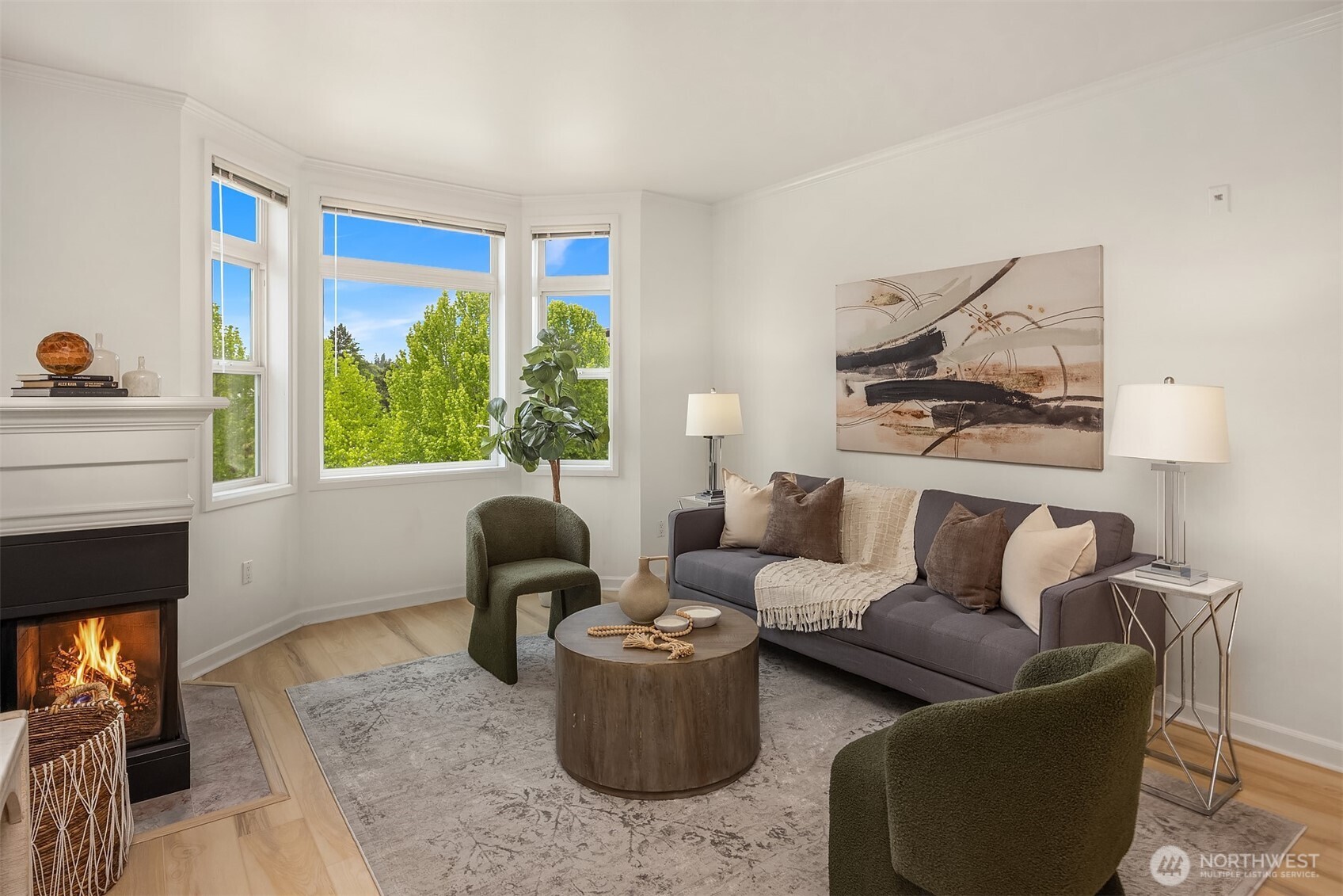122 S State Street Unit: 207 E