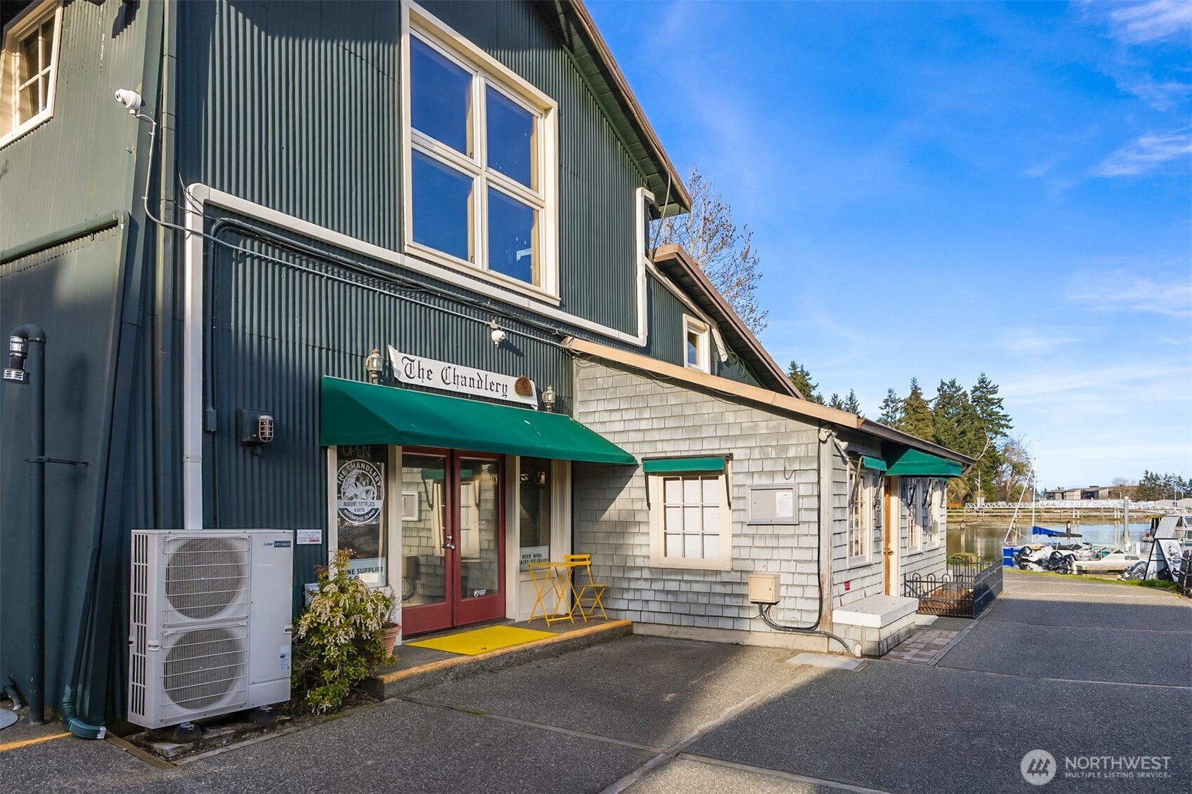 141 Parfitt Way SW Unit: A-15