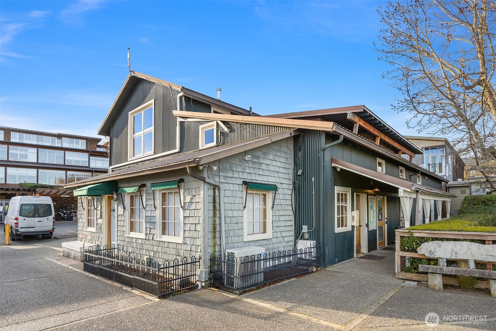 141 Parfitt Way SW Unit: A-15