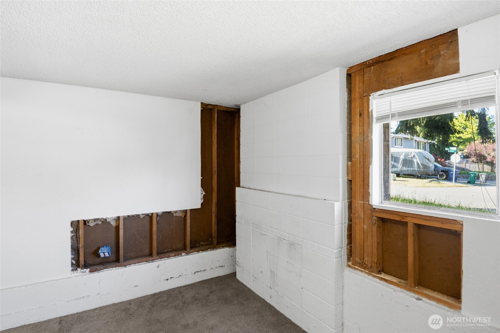 3713 SW 338th Place