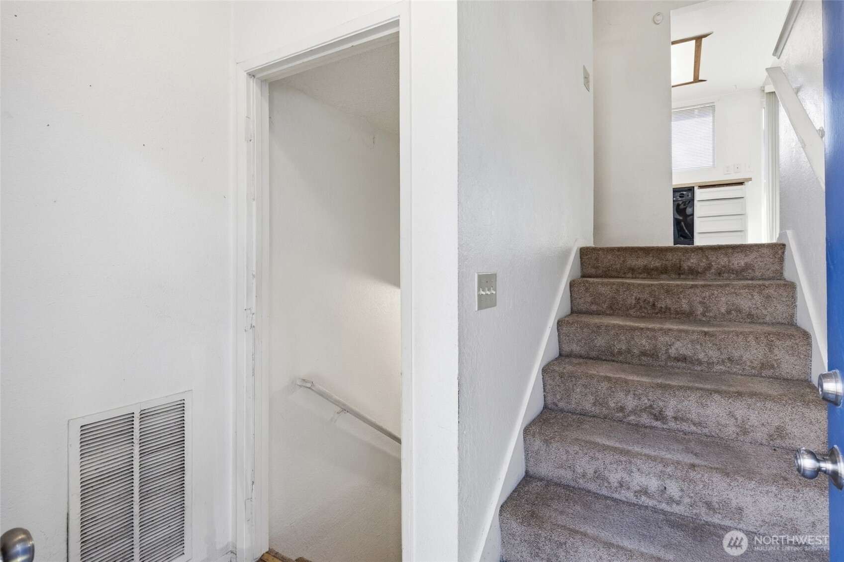 3713 SW 338th Place