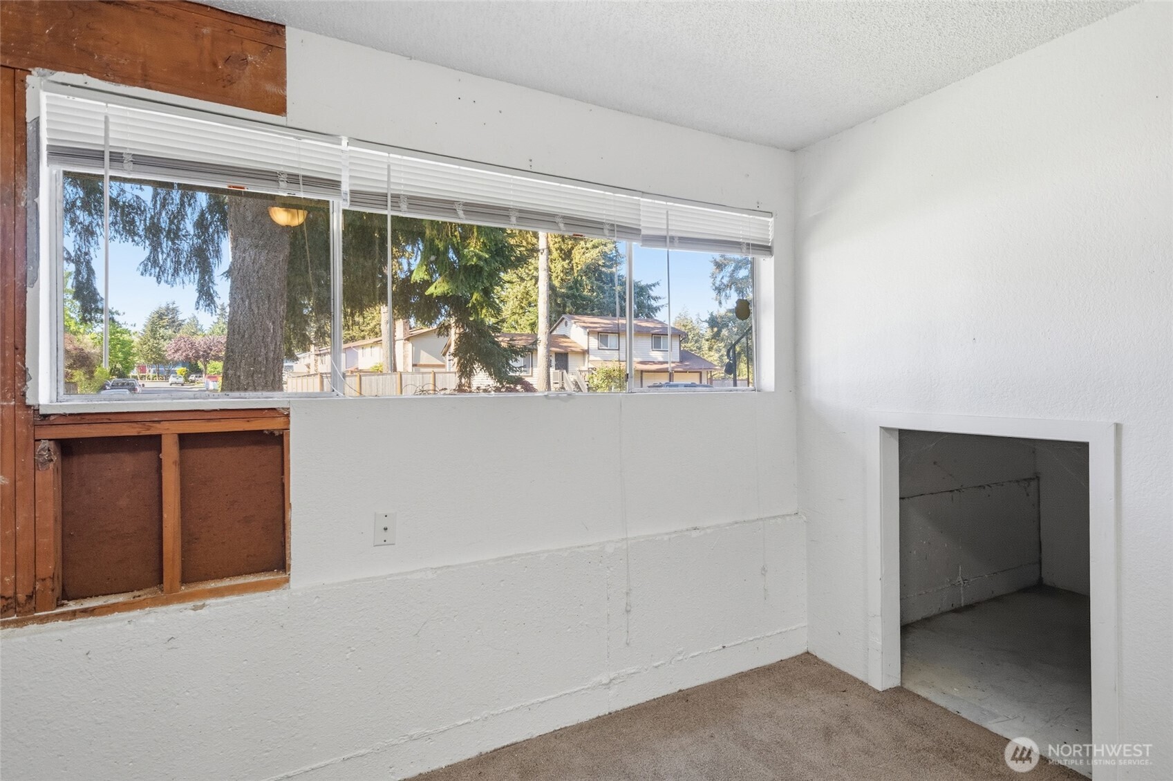3713 SW 338th Place