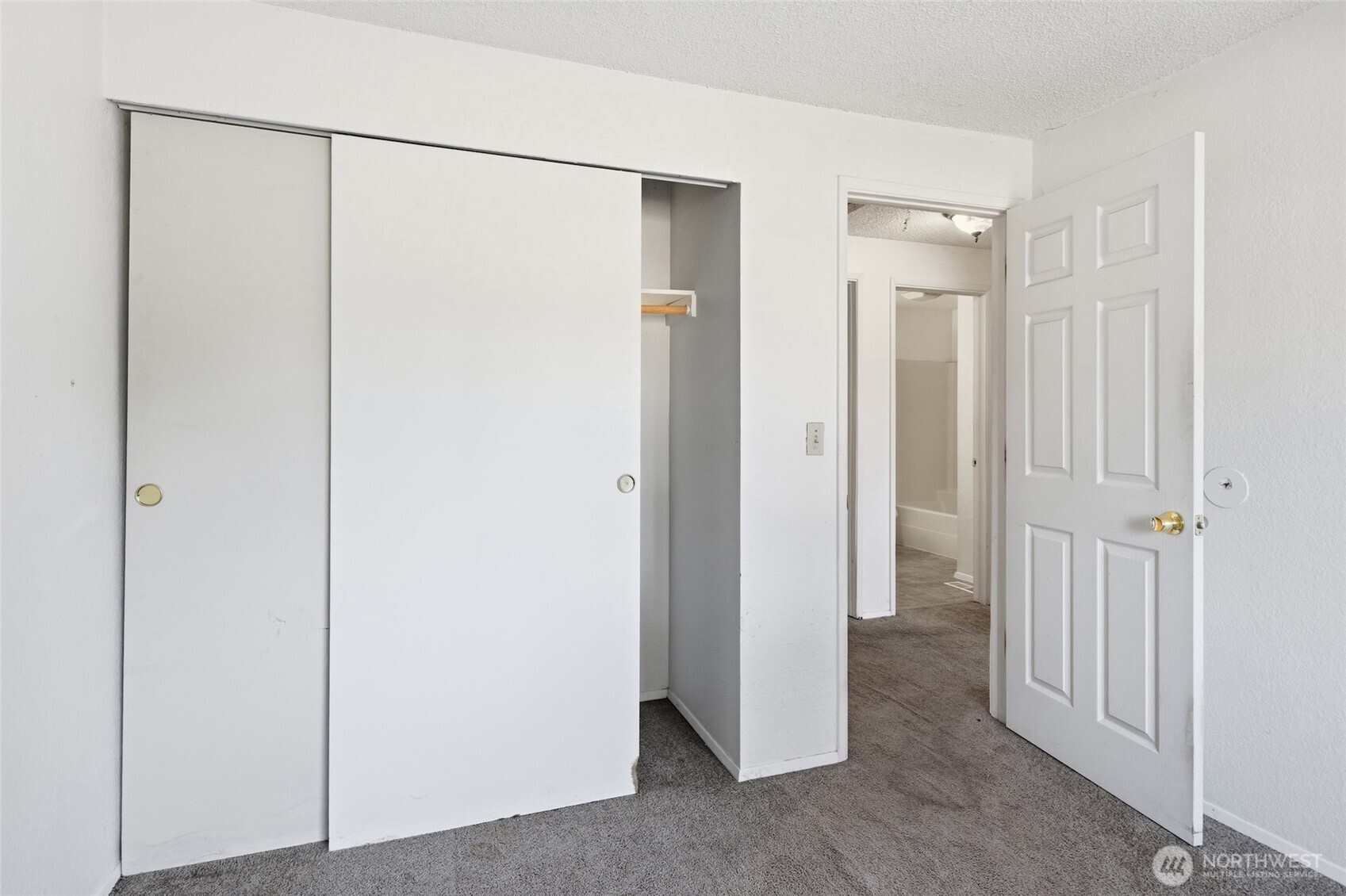 3713 SW 338th Place