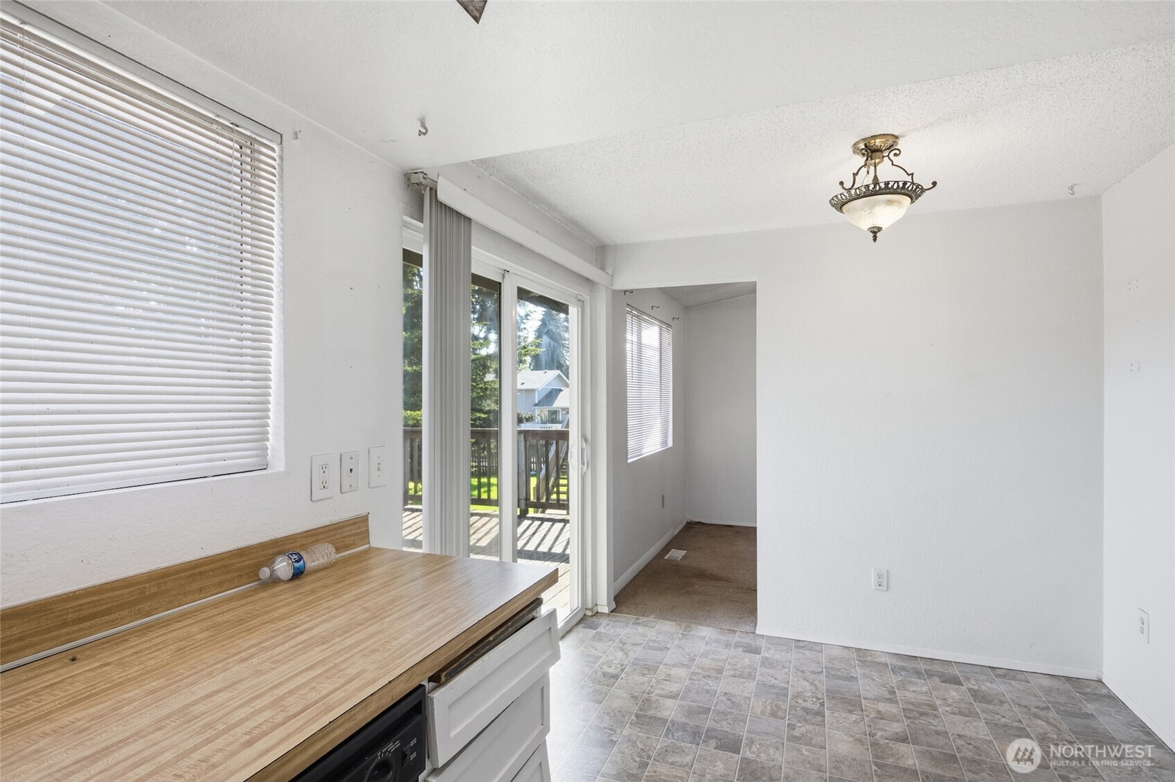 3713 SW 338th Place