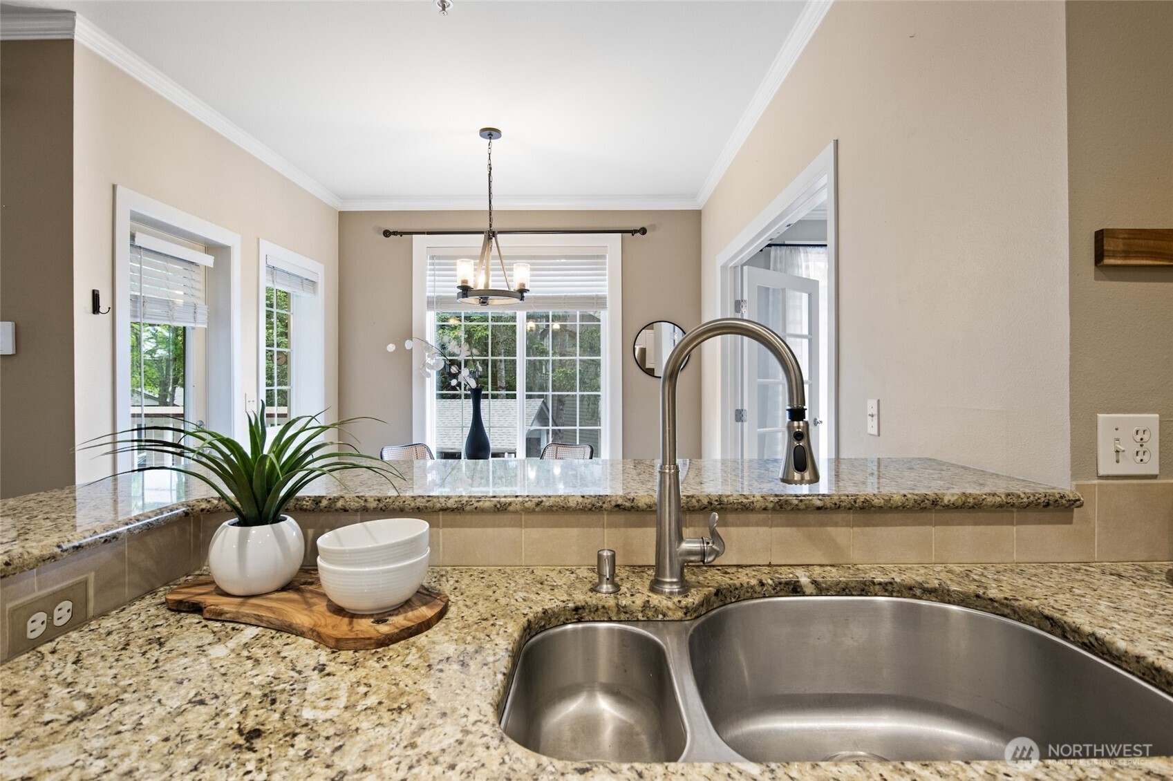 18505 SE Newport Way Unit: D118