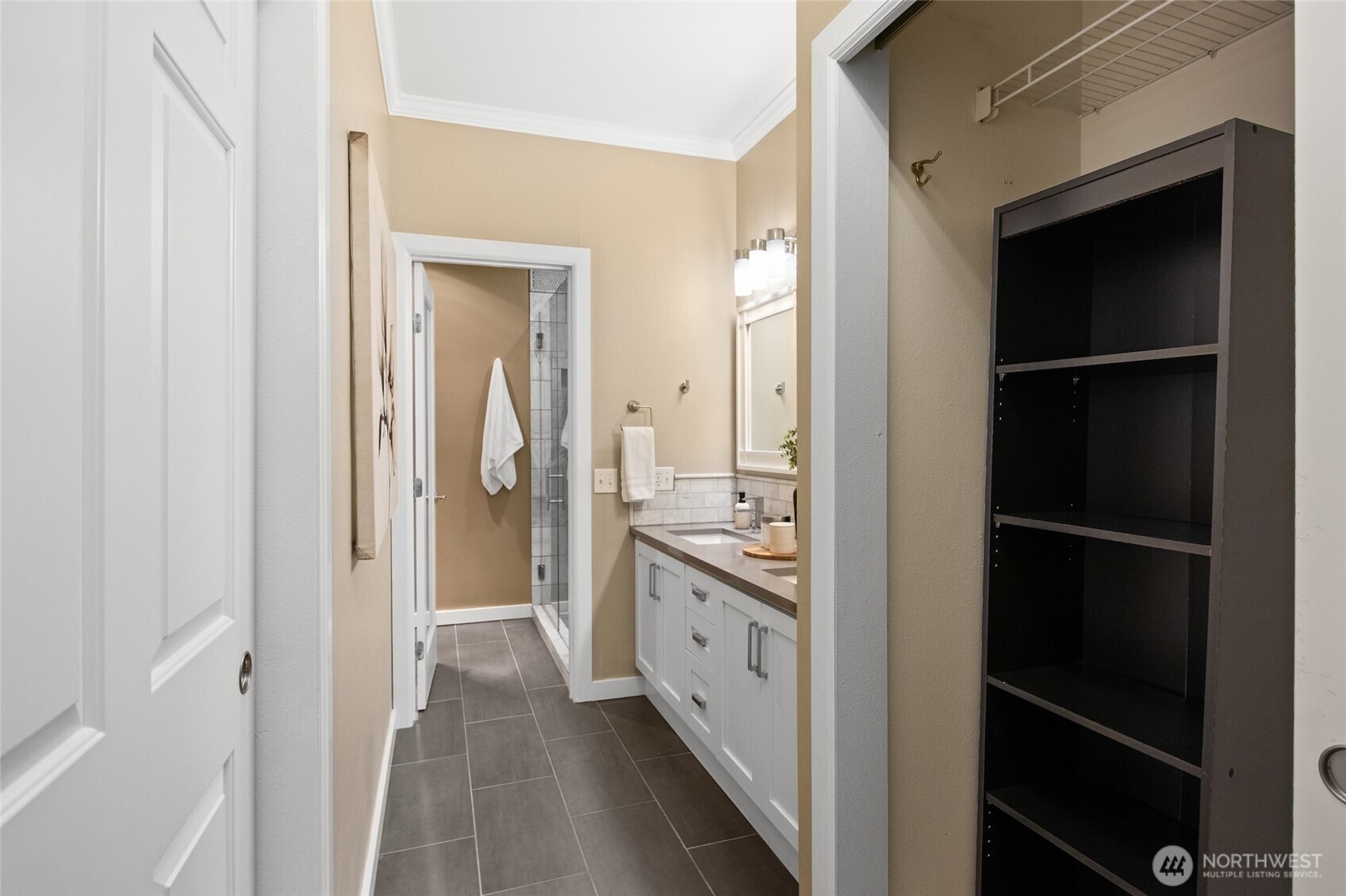 18505 SE Newport Way Unit: D118