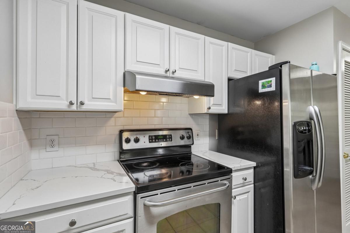 1101 Juniper Street NE # 104