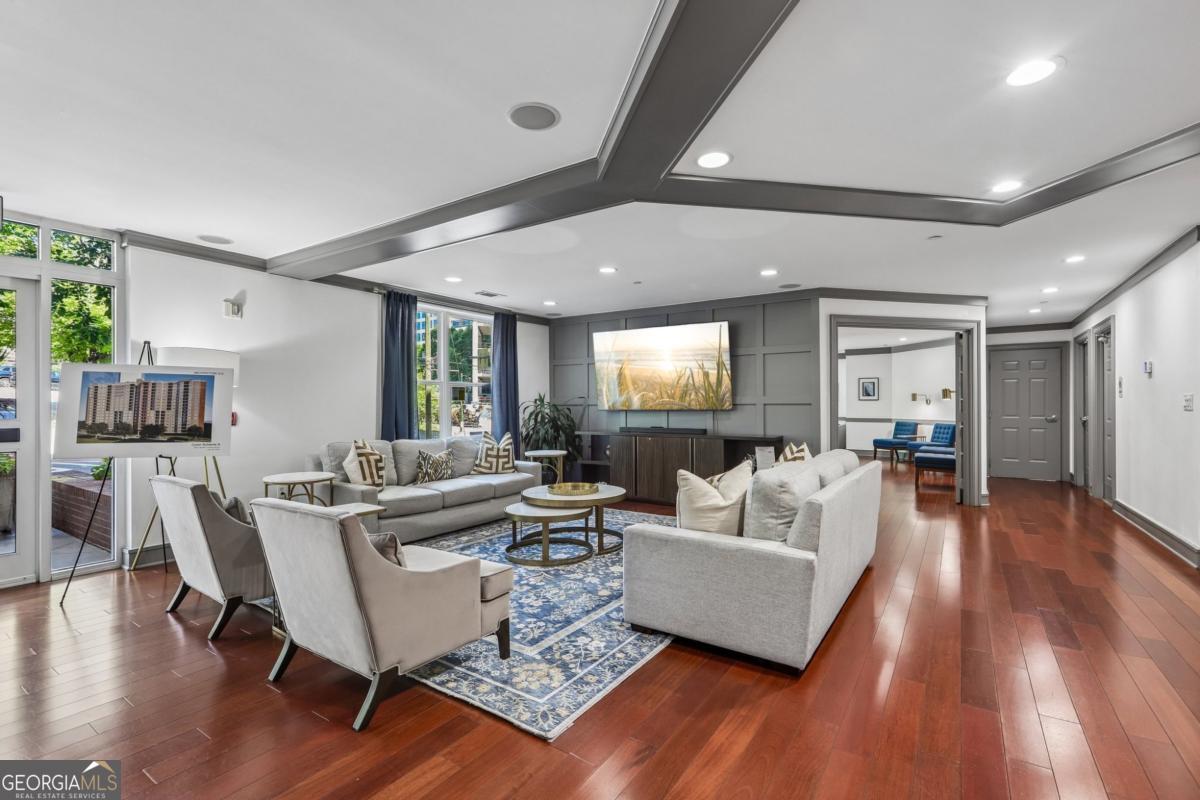 1101 Juniper Street NE # 104