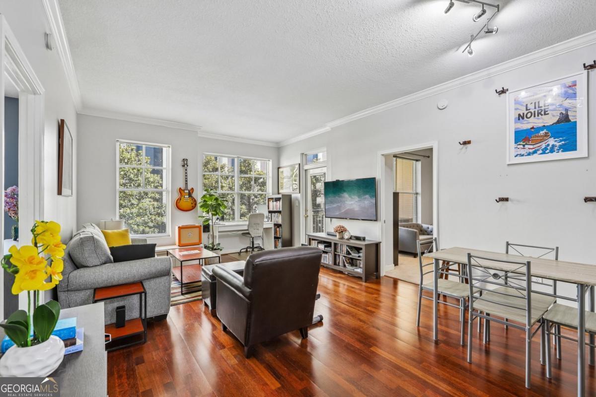 1101 Juniper Street NE # 104