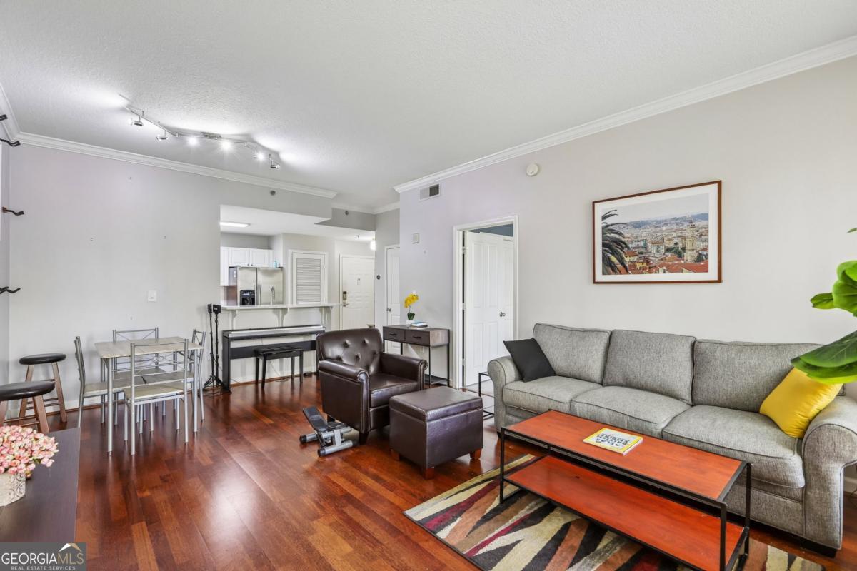 1101 Juniper Street NE # 104