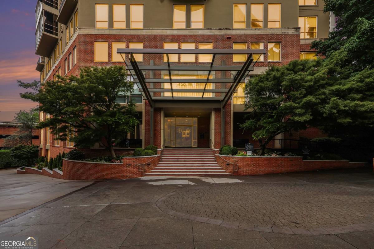 2626 Peachtree Road NW # 205