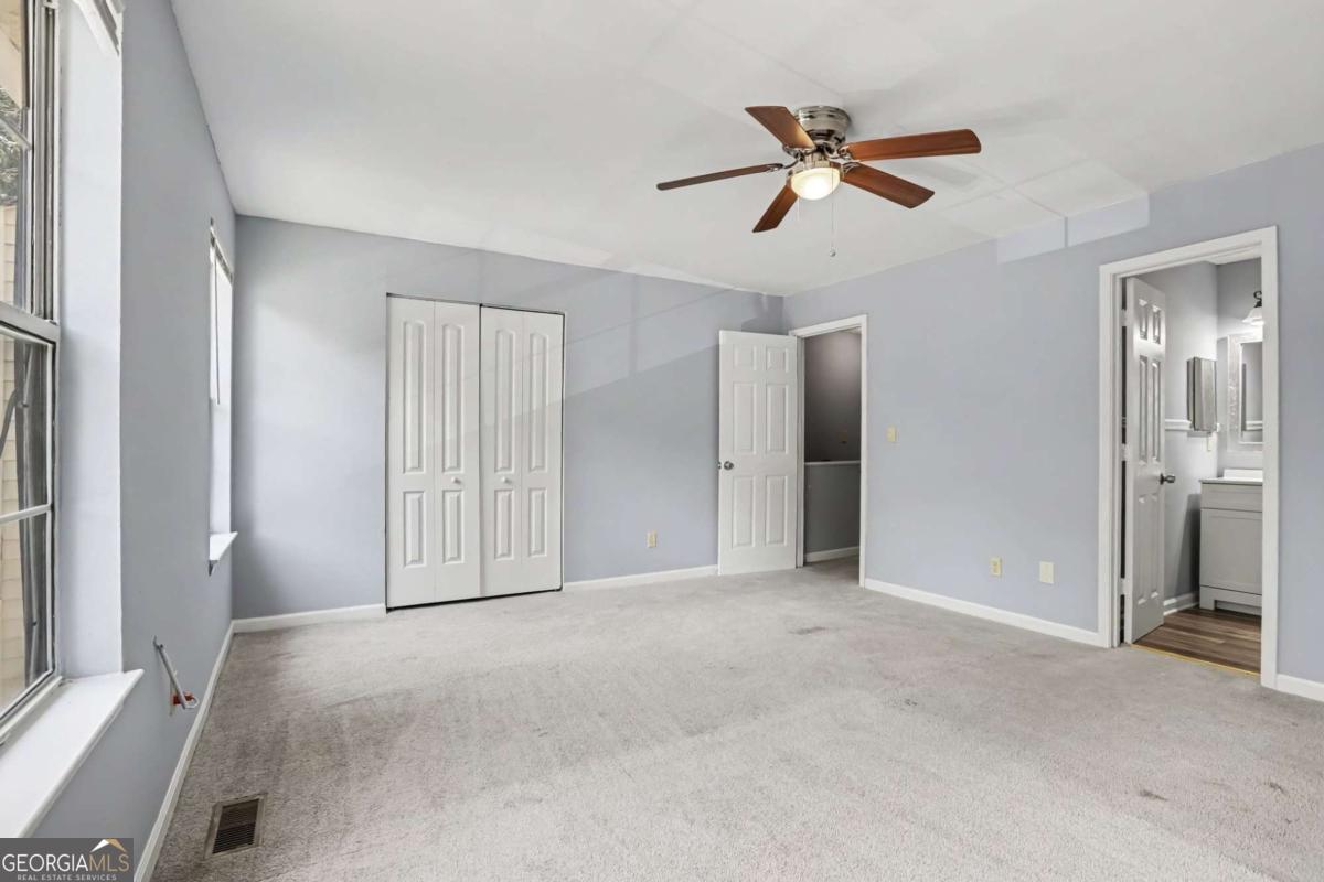 5582 Stonington Trac Parkway