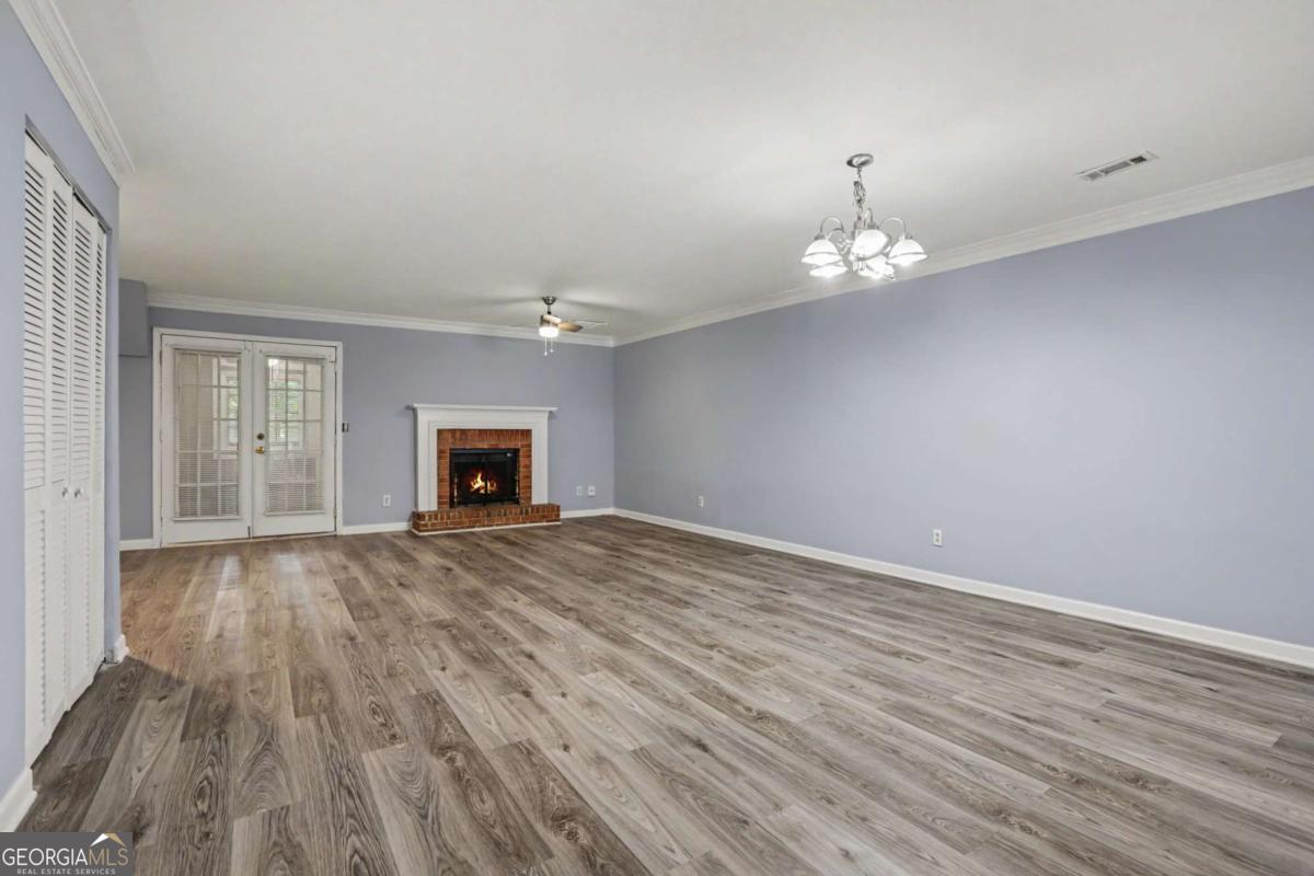5582 Stonington Trac Parkway