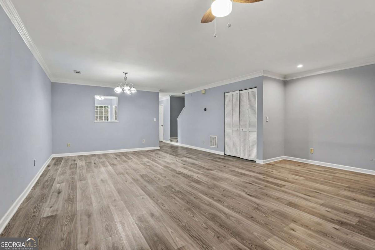 5582 Stonington Trac Parkway