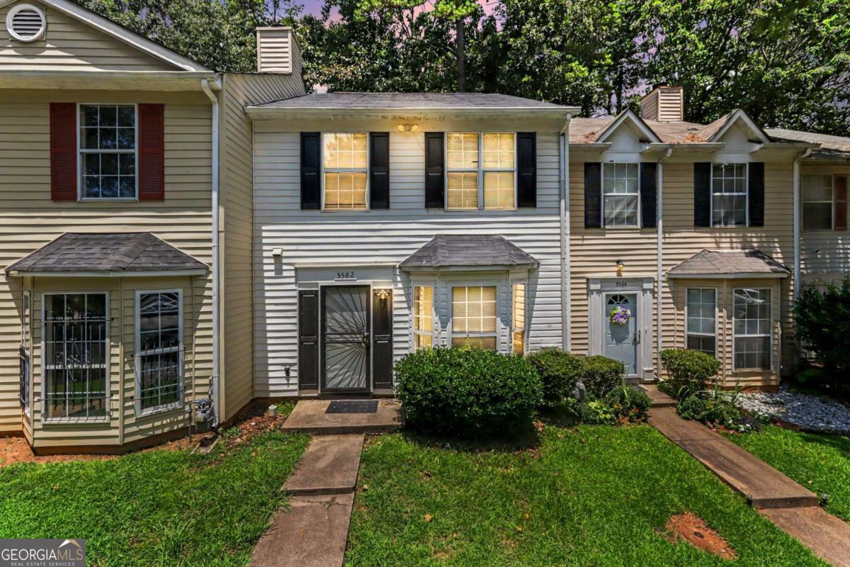 5582 Stonington Trac Parkway