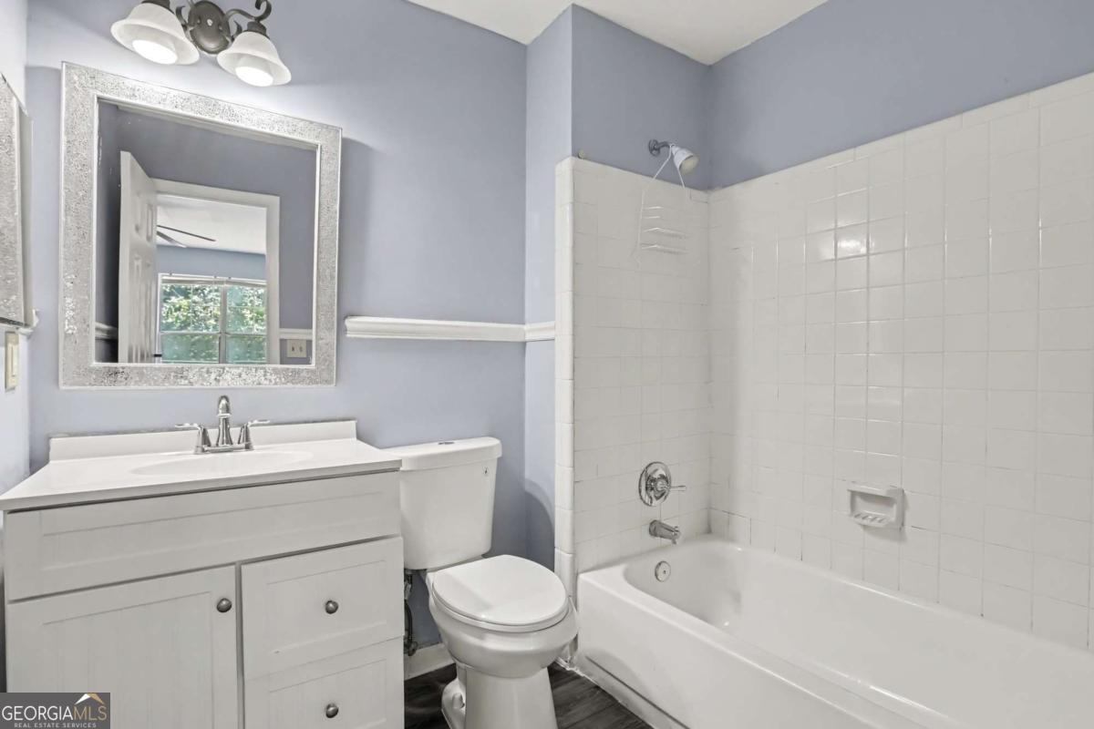 5582 Stonington Trac Parkway