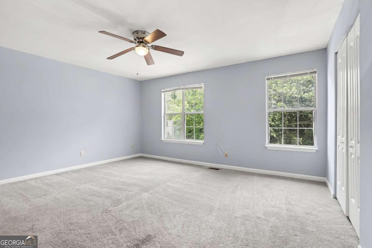 5582 Stonington Trac Parkway