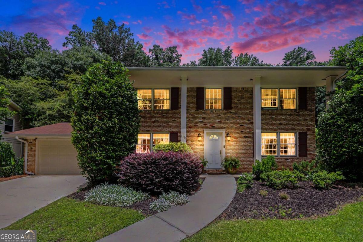 3631 Santa Fe Trail