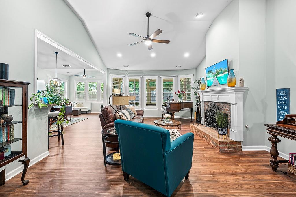 7731 Sleepy Lagoon Way