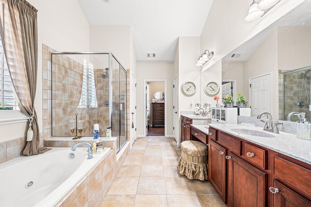7731 Sleepy Lagoon Way
