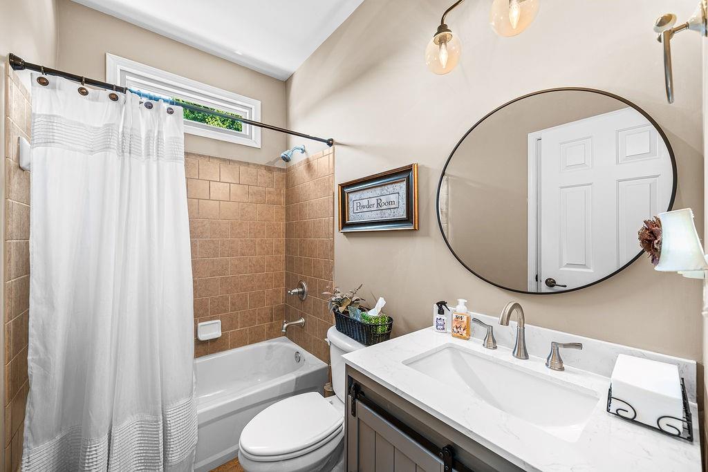 7731 Sleepy Lagoon Way