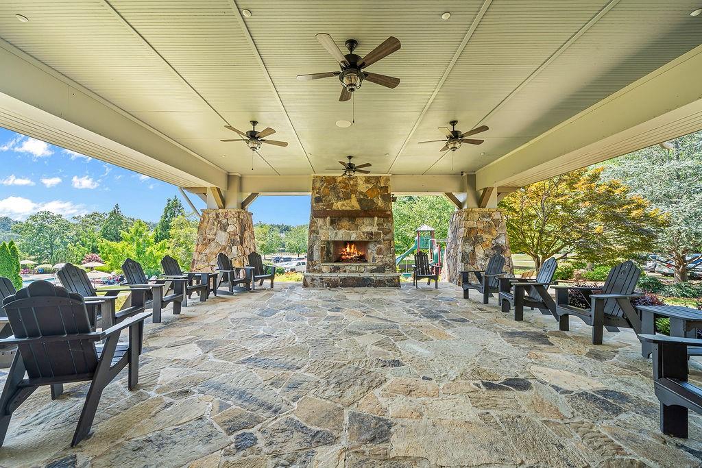 7731 Sleepy Lagoon Way