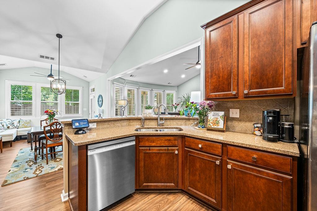 7731 Sleepy Lagoon Way