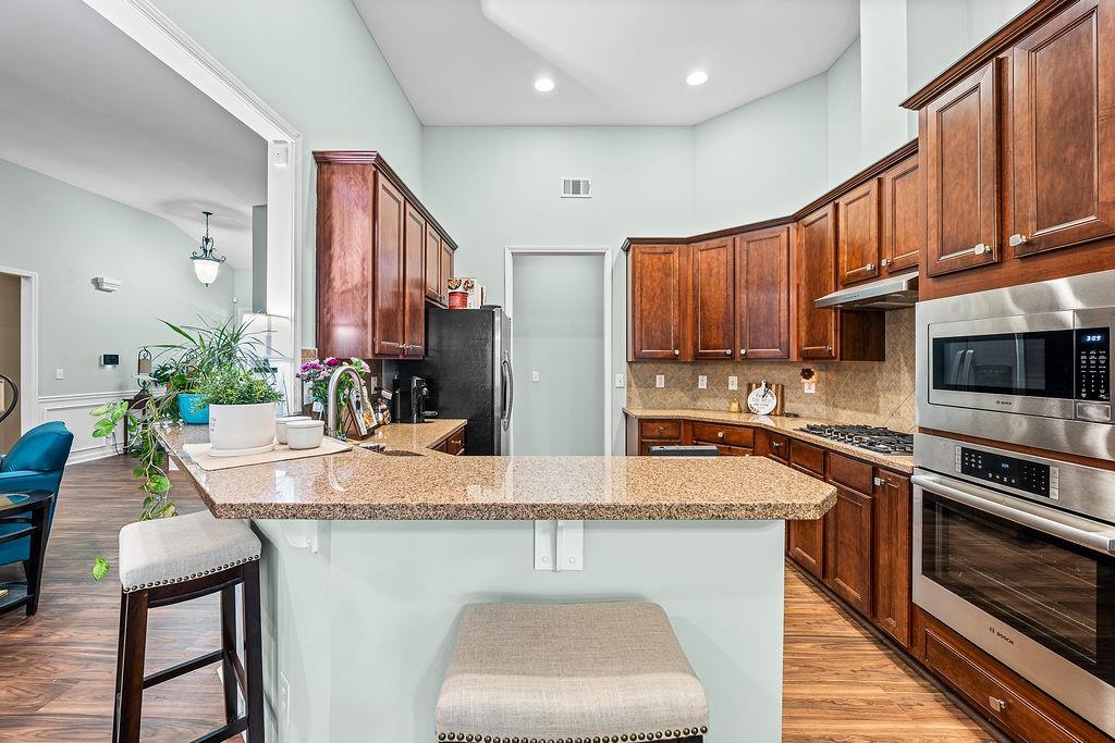 7731 Sleepy Lagoon Way