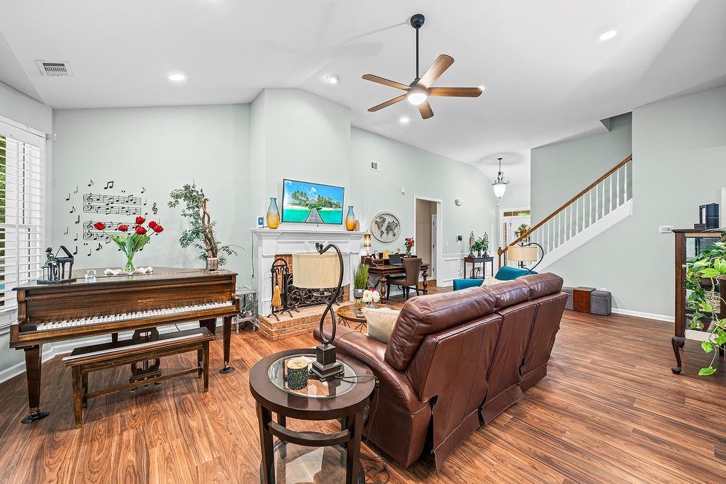 7731 Sleepy Lagoon Way