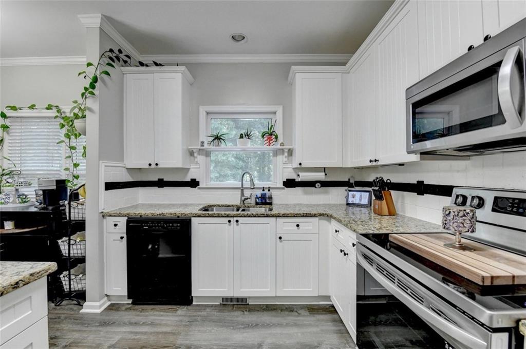 2486 Hampton Park Drive