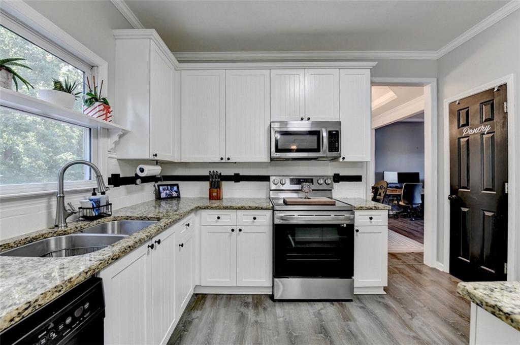 2486 Hampton Park Drive