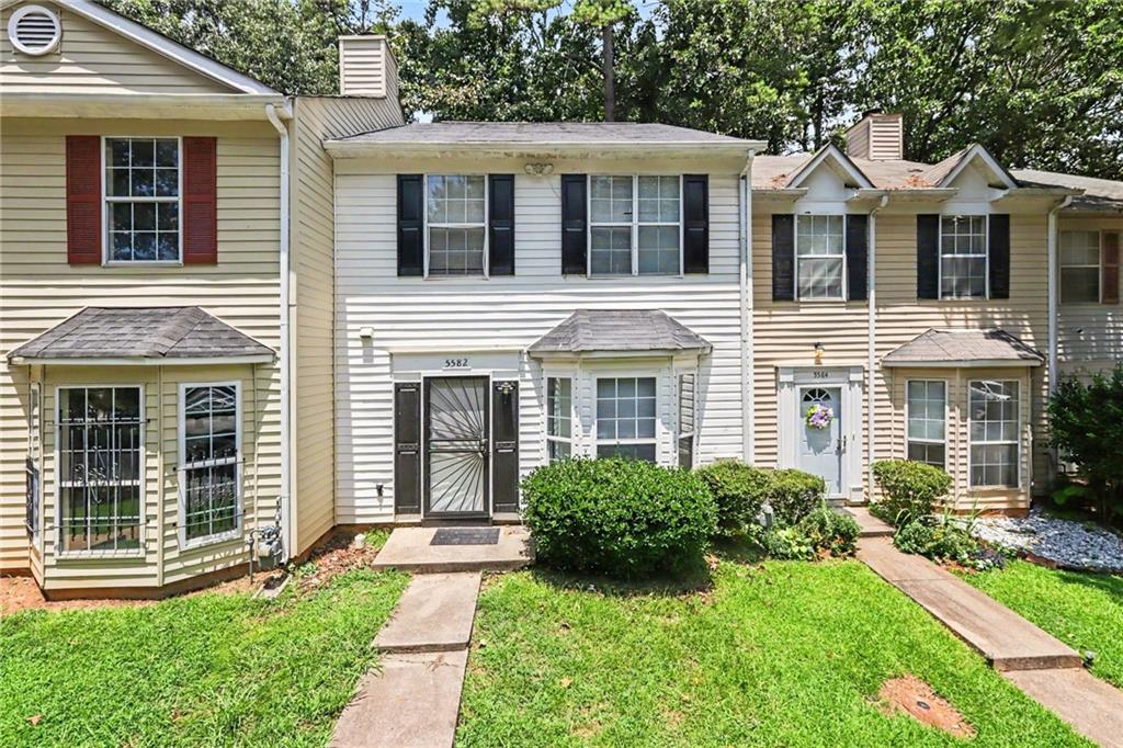 5582 Stonington Trace Parkway
