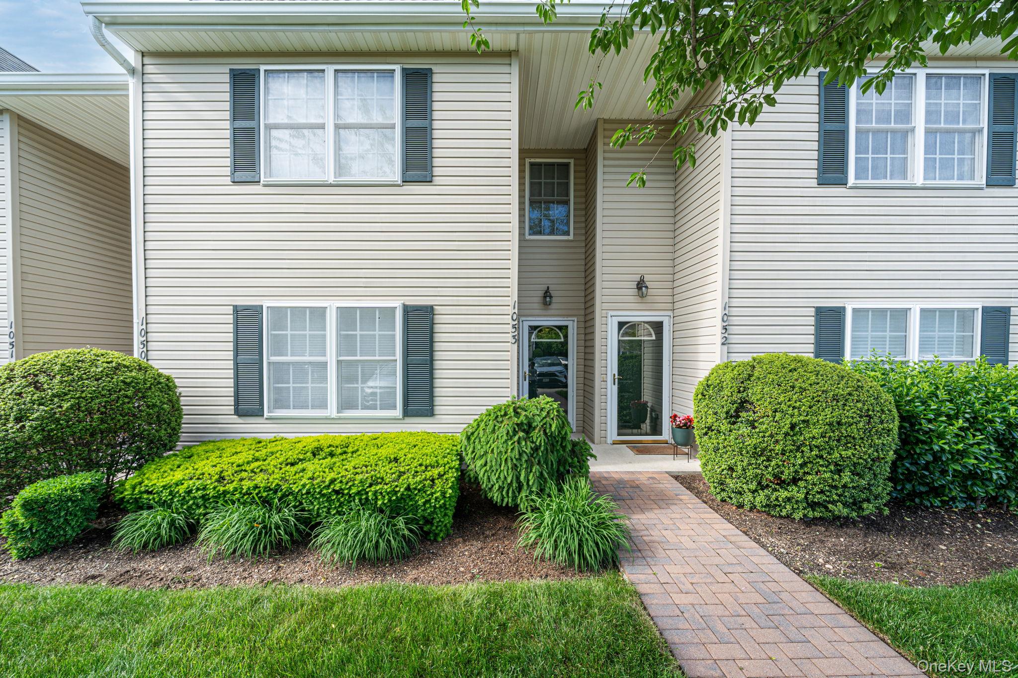 1053 Savoy Drive