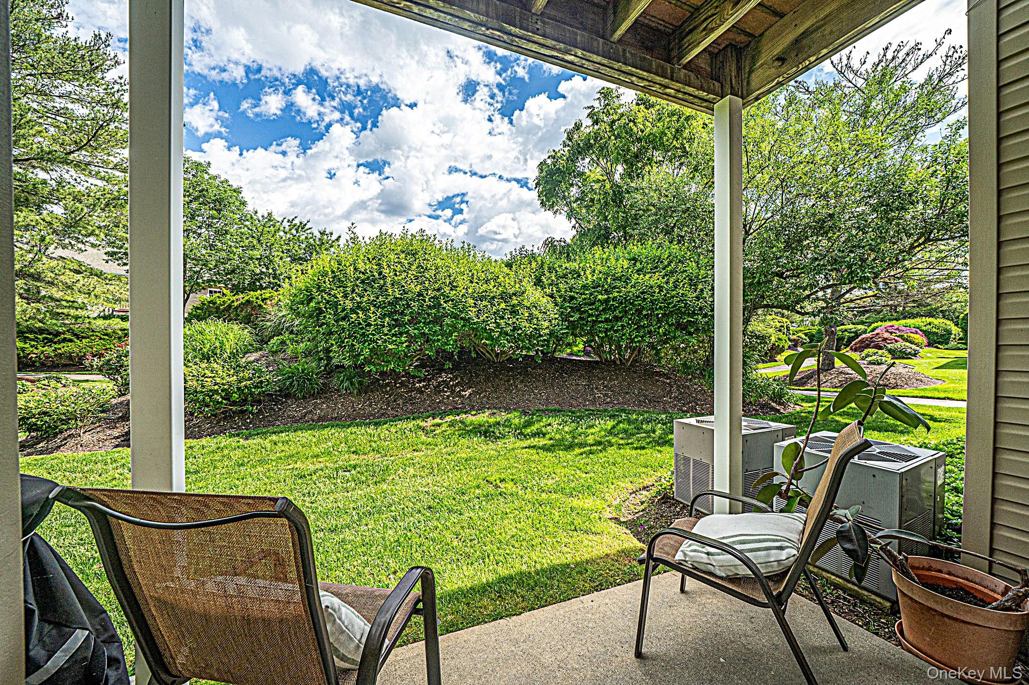 1053 Savoy Drive