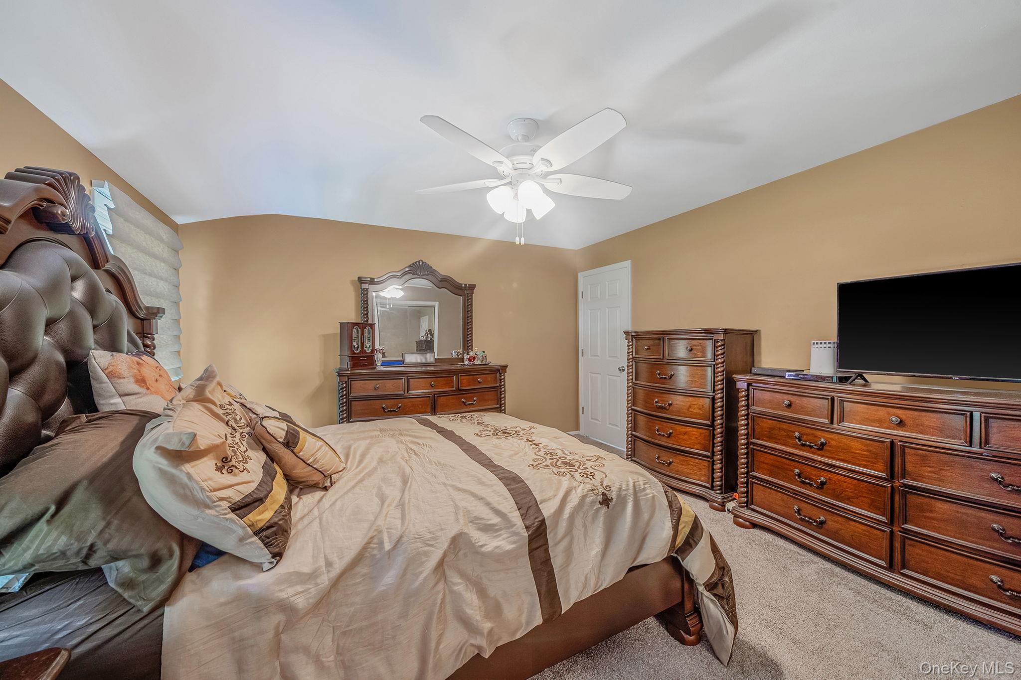 118 Ledgewood Drive