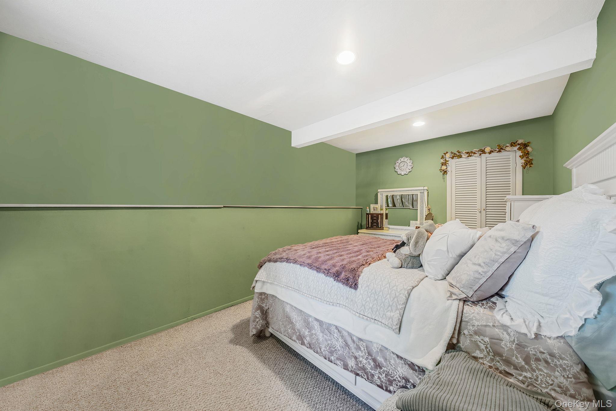 118 Ledgewood Drive