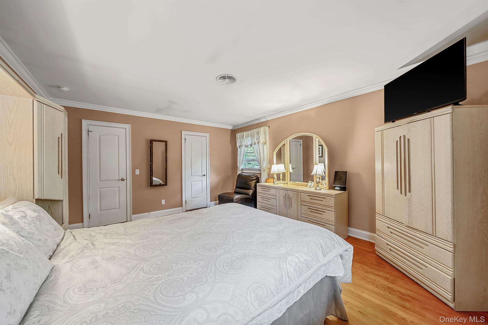 7 Carrie Court