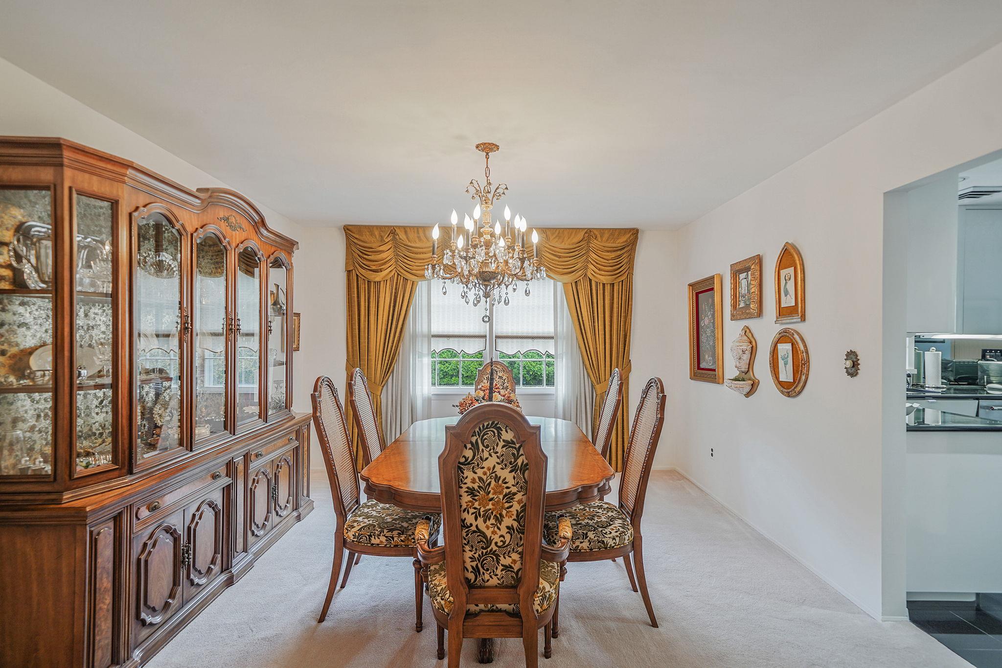 30 Twixt Hills Road