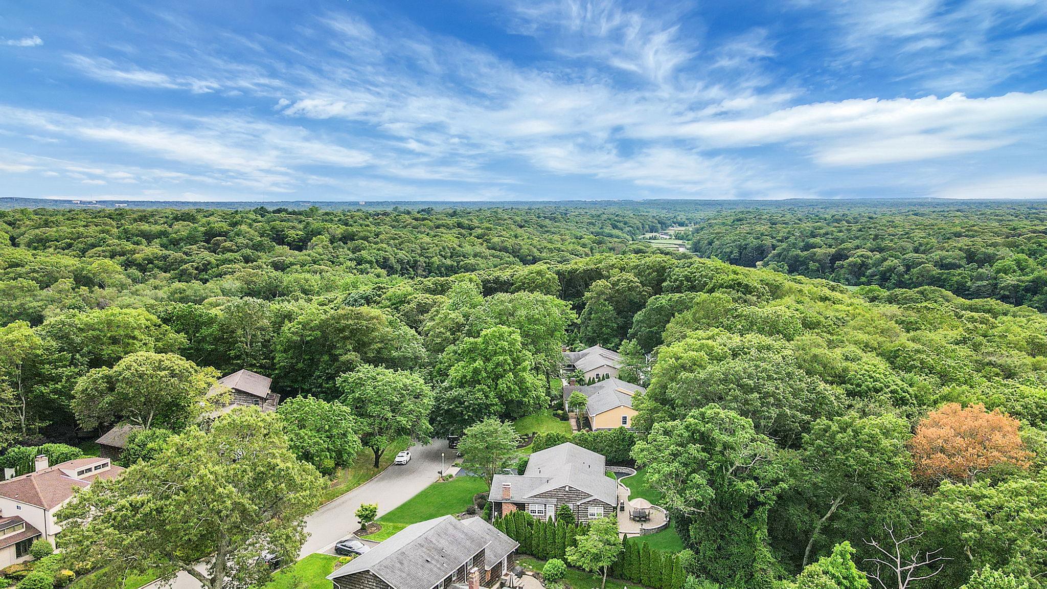 30 Twixt Hills Road