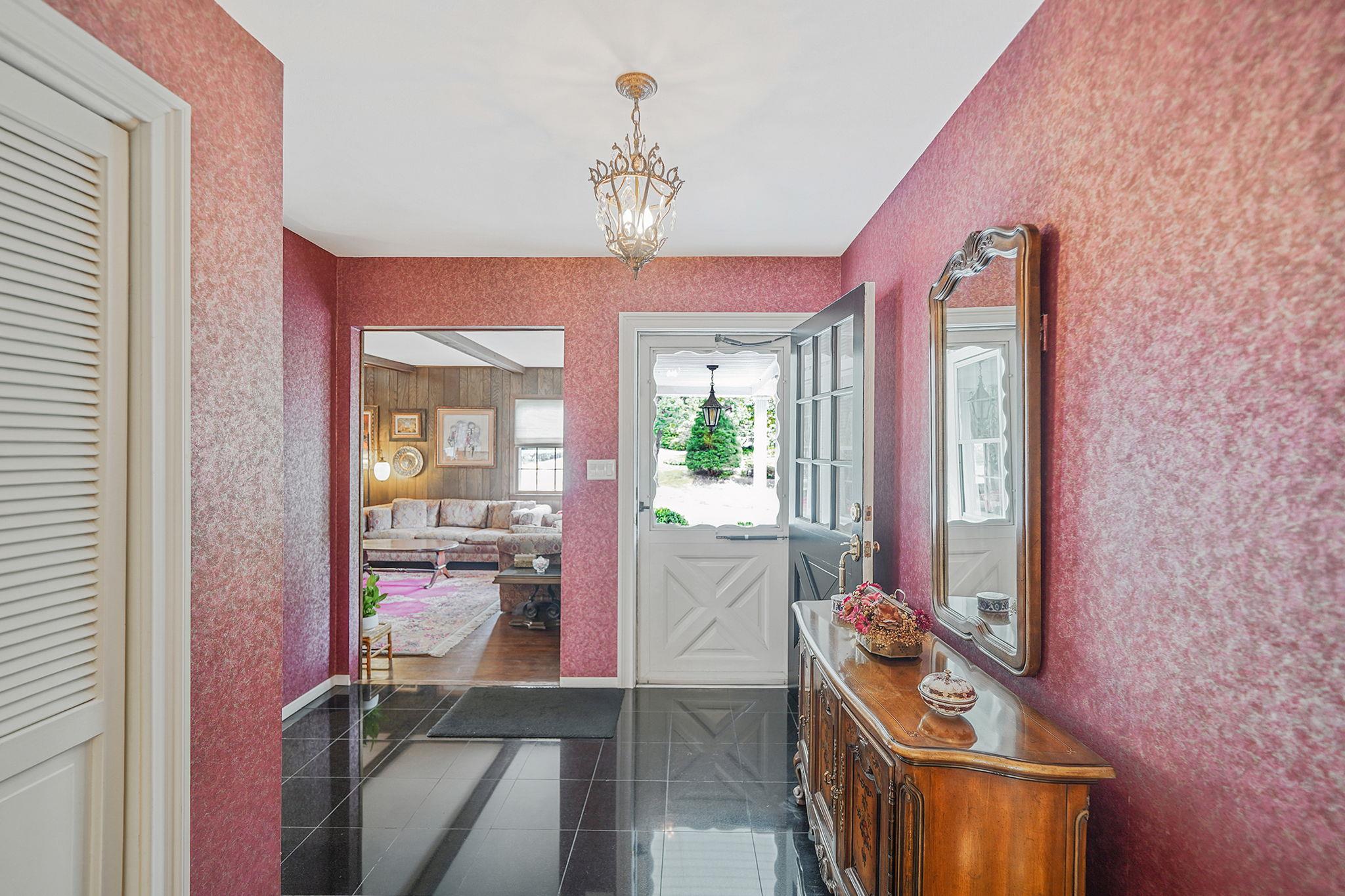 30 Twixt Hills Road